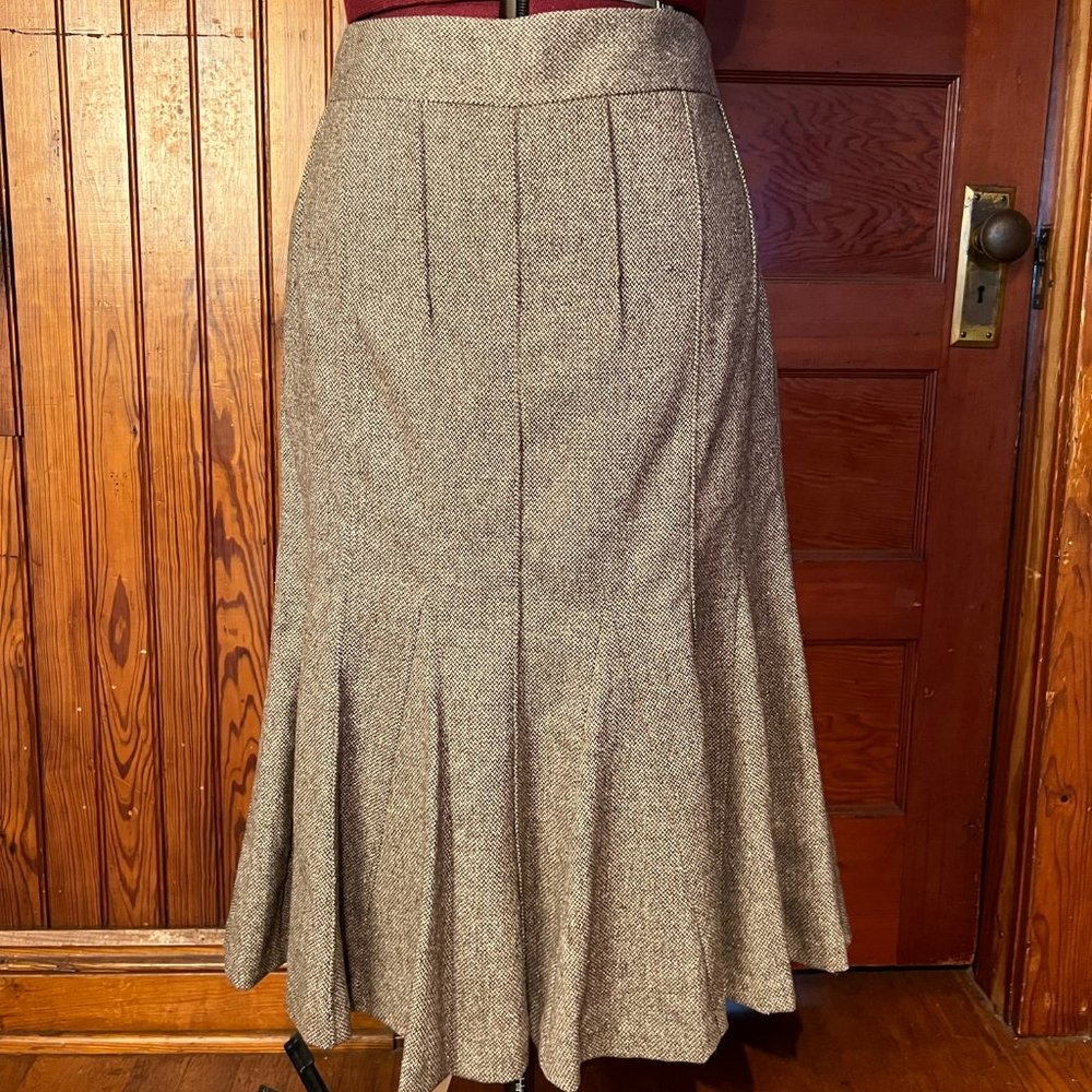 Loft Ann Taylor Wool Fluted Pencil Skirt